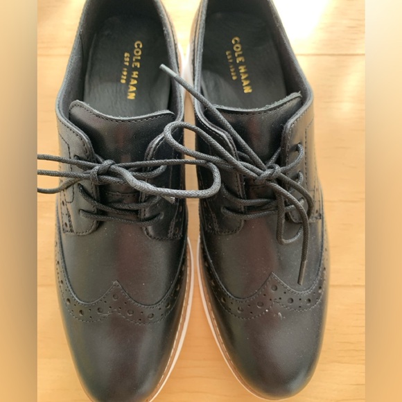 Cole Haan - Women’s Black-Optic White OriginalGrand Wingtip Oxford Shoes (7) - Picture 1 of 7